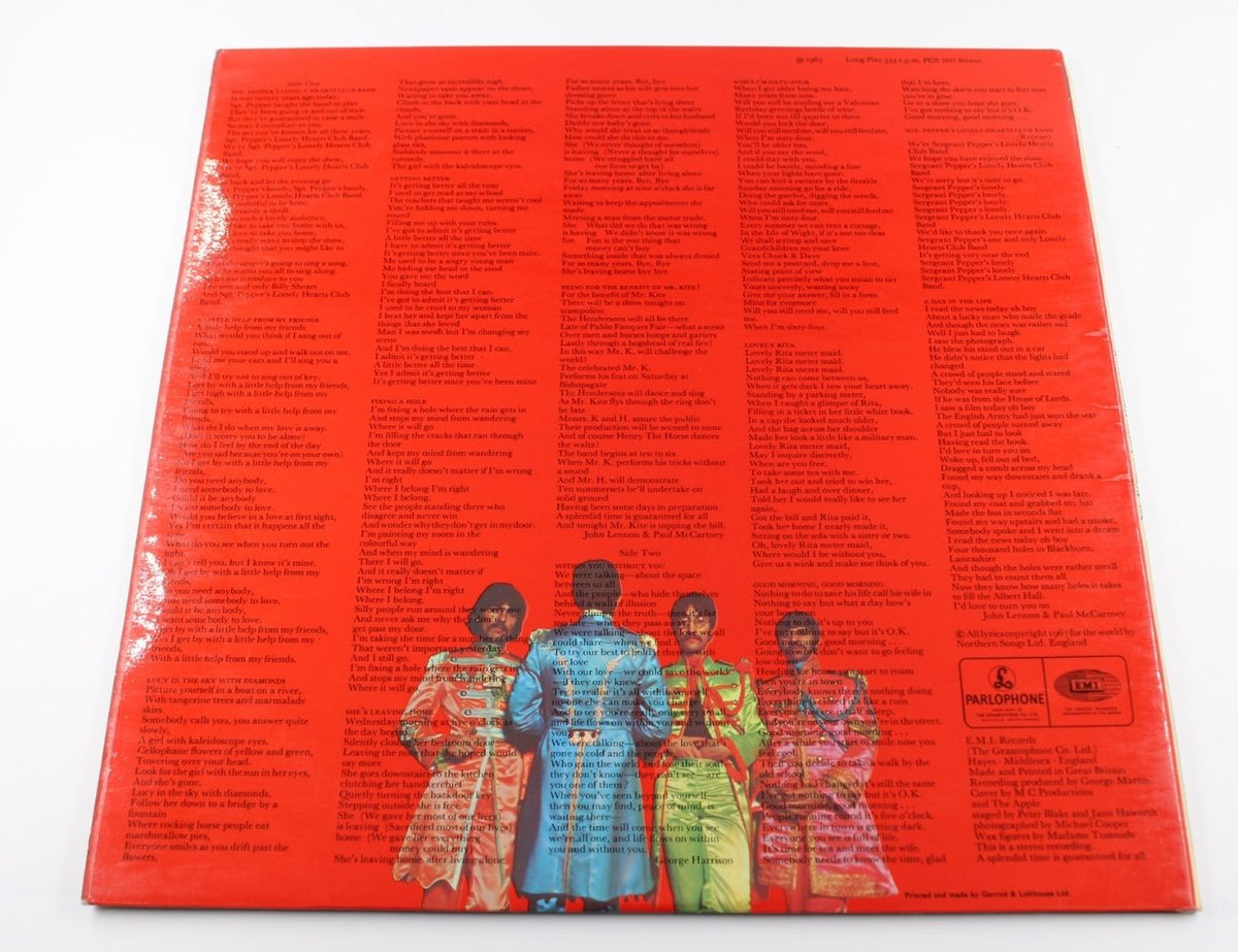 Beatles - Sgt. Pepper's Lonely Hearts Club Band