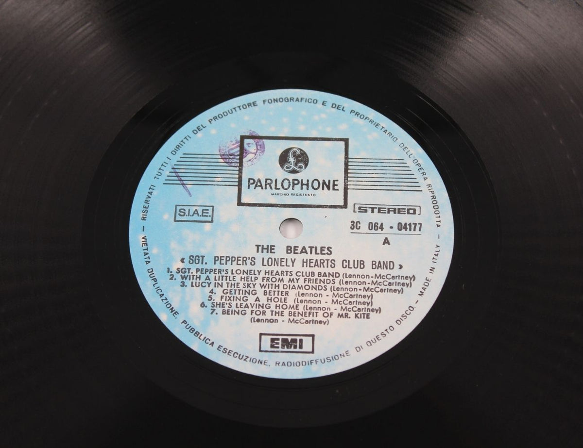 Beatles - Sgt. Pepper's Lonely Hearts Club Band