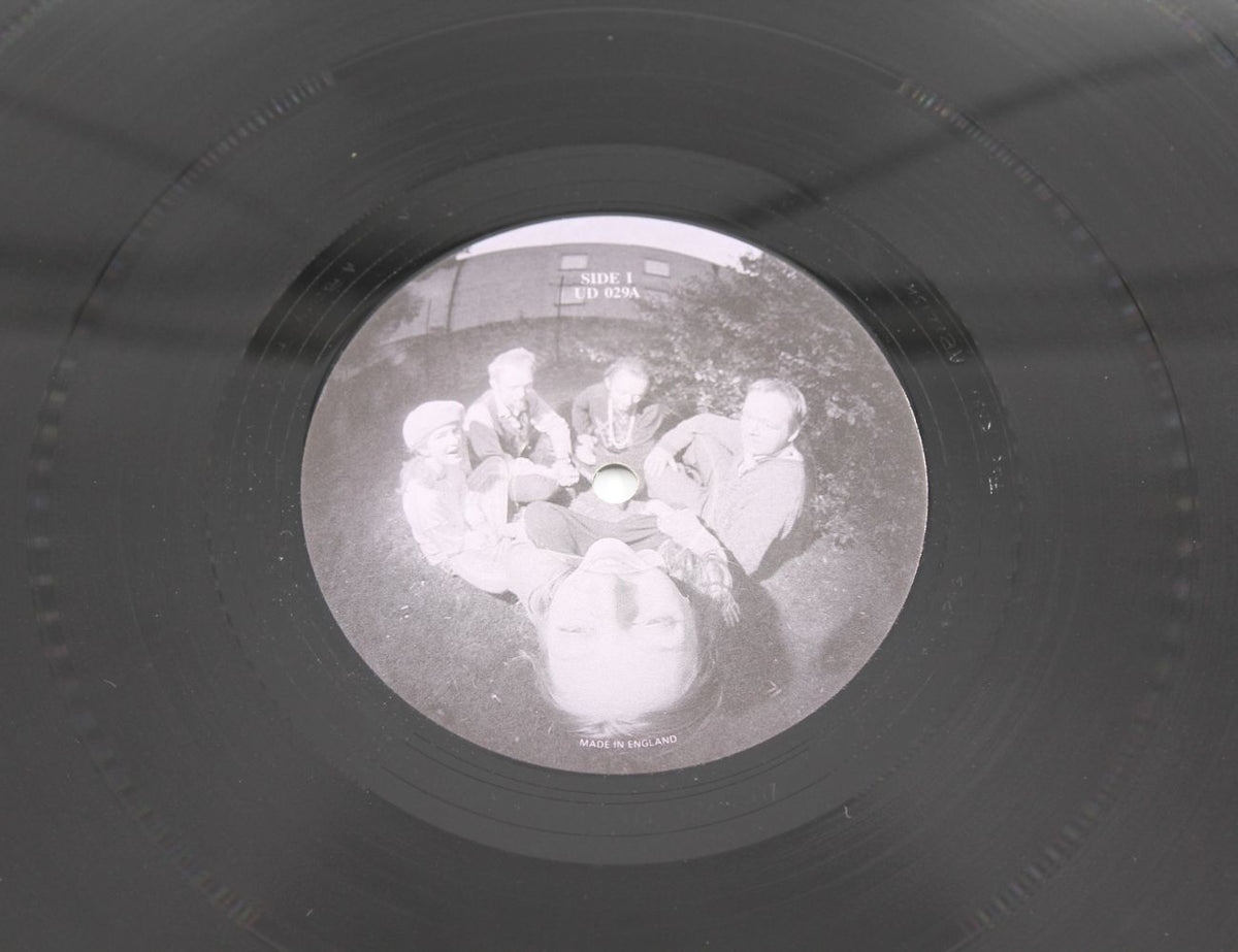 Current 93 - Earth Covers Earth