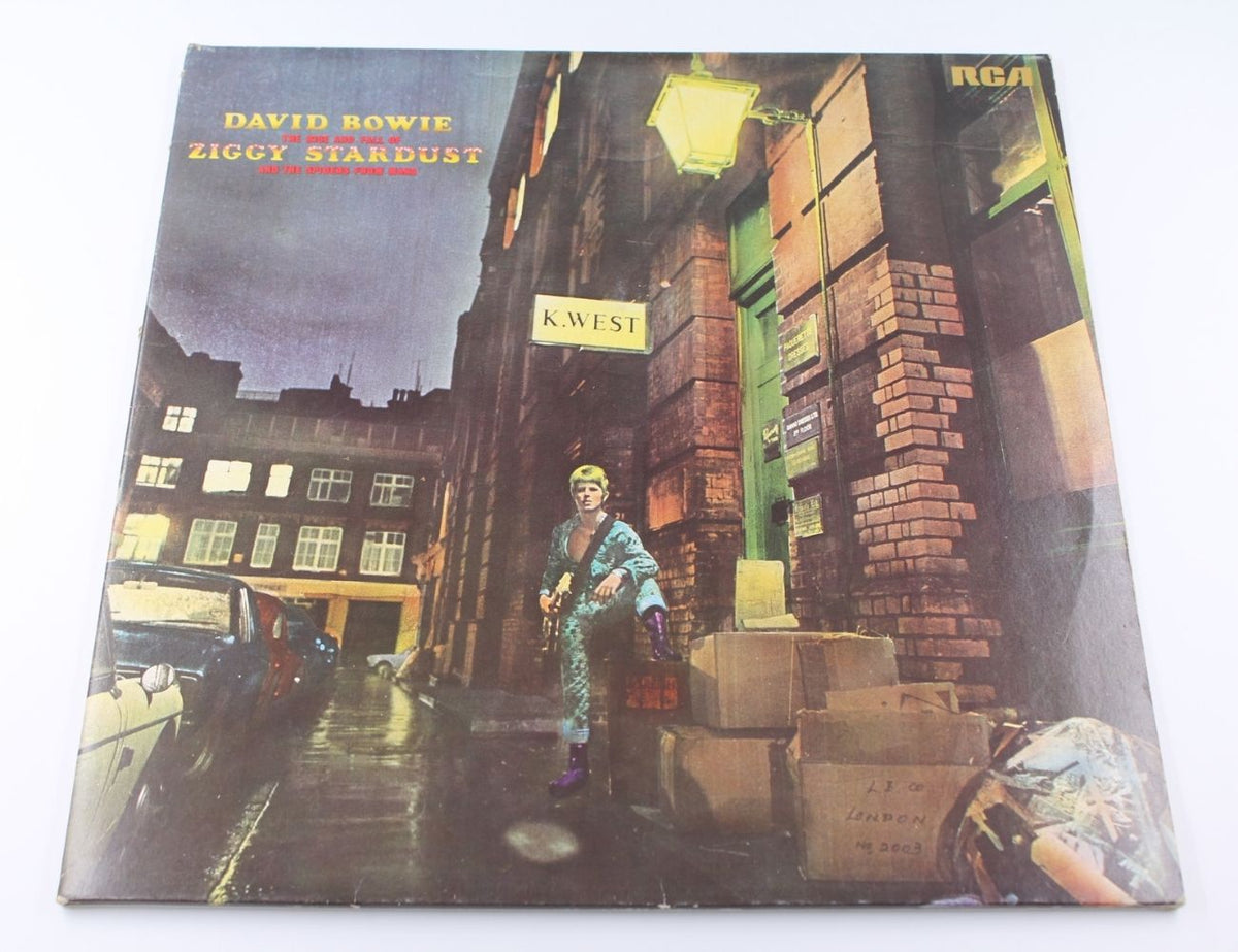 David Bowie - The Rise And Fall Of Ziggy Stardust And The Spiders From Mars