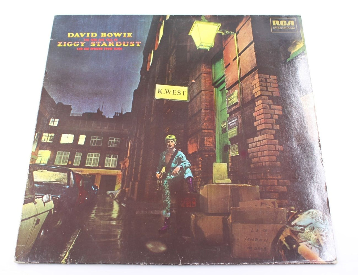 David Bowie - The Rise And Fall Of Ziggy Stardust And The Spiders From Mars