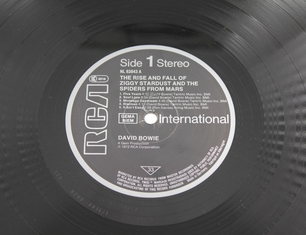 David Bowie - The Rise And Fall Of Ziggy Stardust And The Spiders From Mars