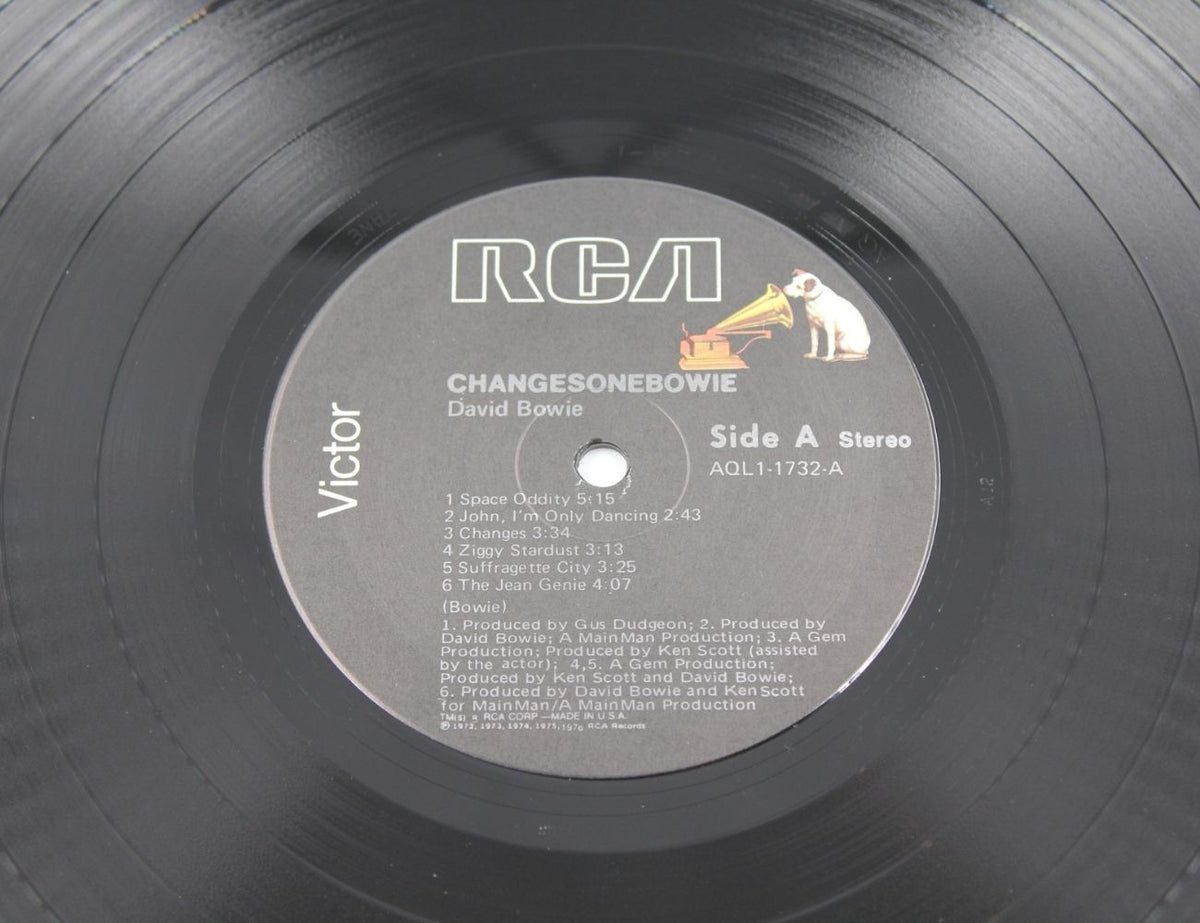 David Bowie - ChangesOneBowie