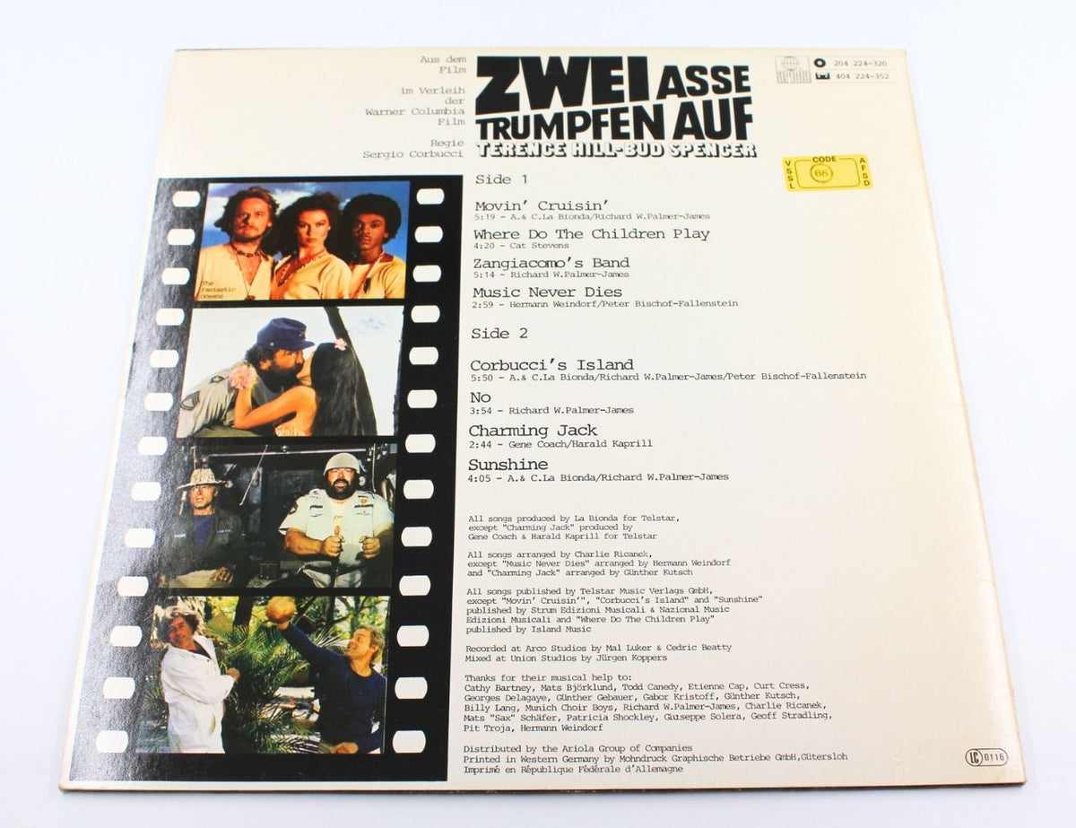 Fantastic Oceans - Zwei Asse Trumpfen Auf (Original Soundtrack)