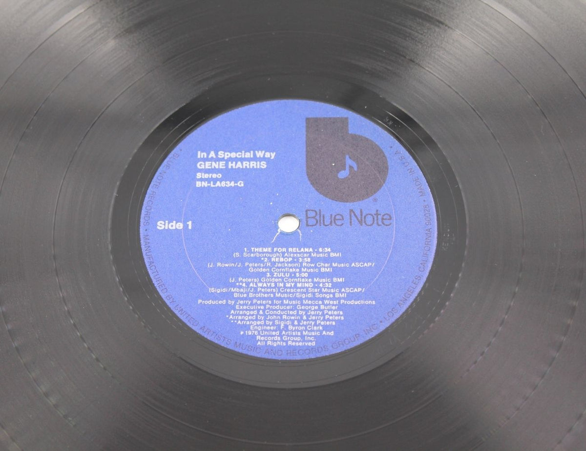 Gene Harris - In A Special Way