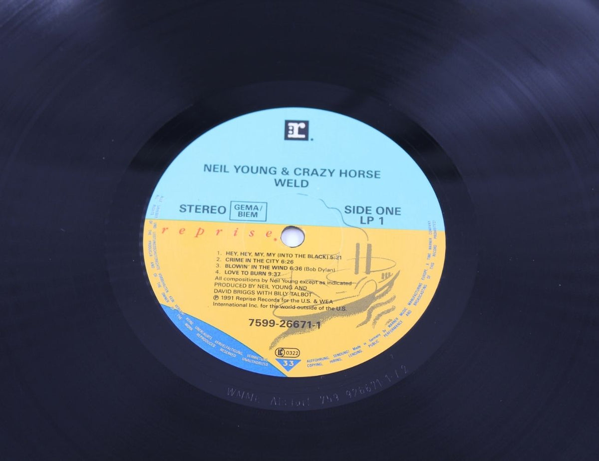 Neil Young & Crazy Horse - Weld