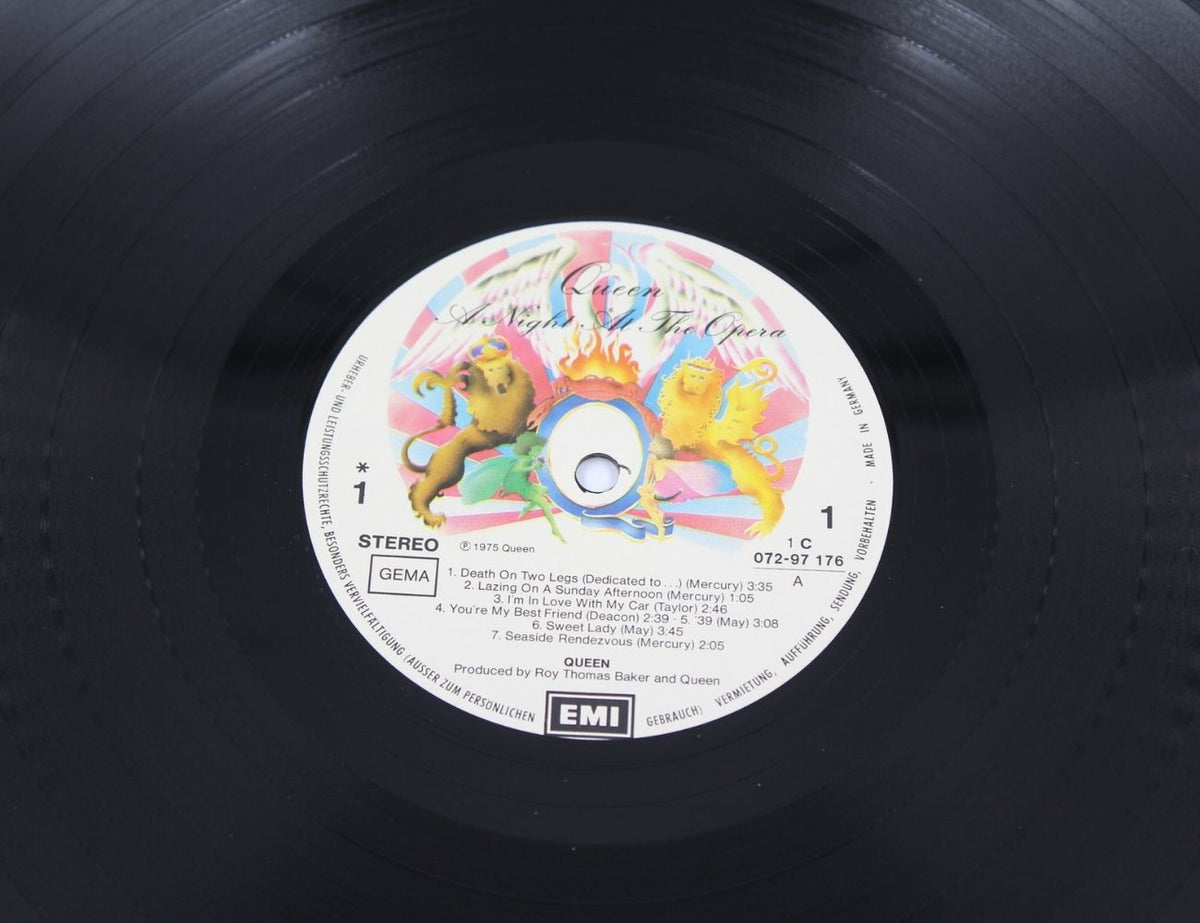 Queen - A Night At The Opera