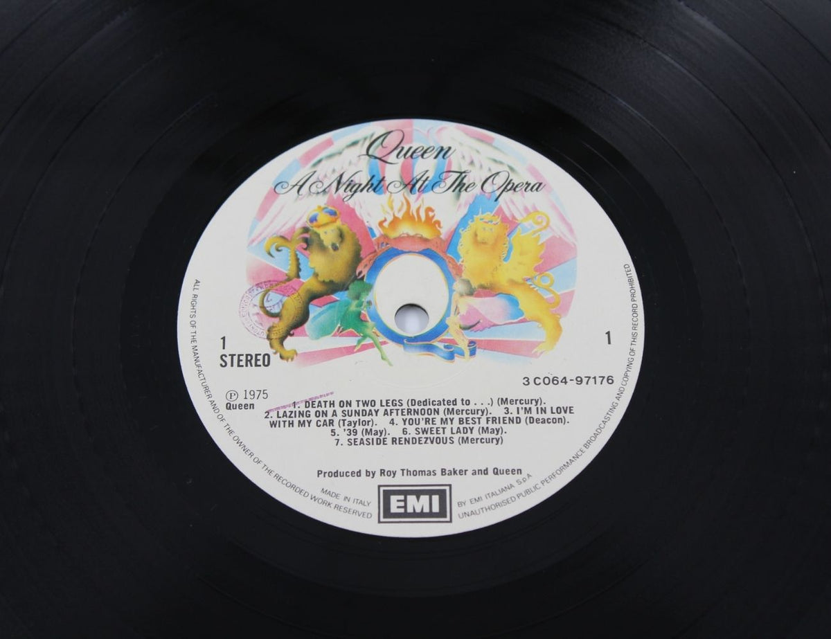 Queen - A Night At The Opera