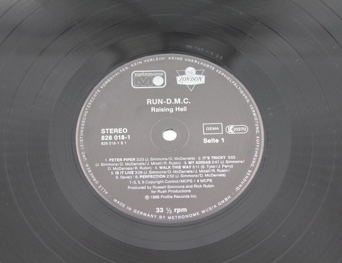 Run DMC - Raising Hell