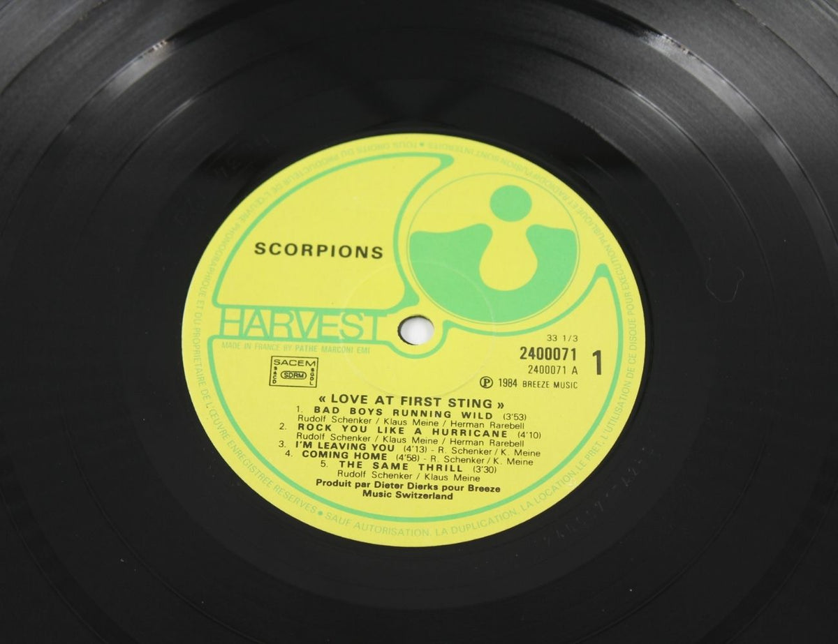 Scorpions - Love At First Sting
