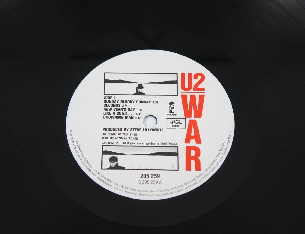 U2 - War