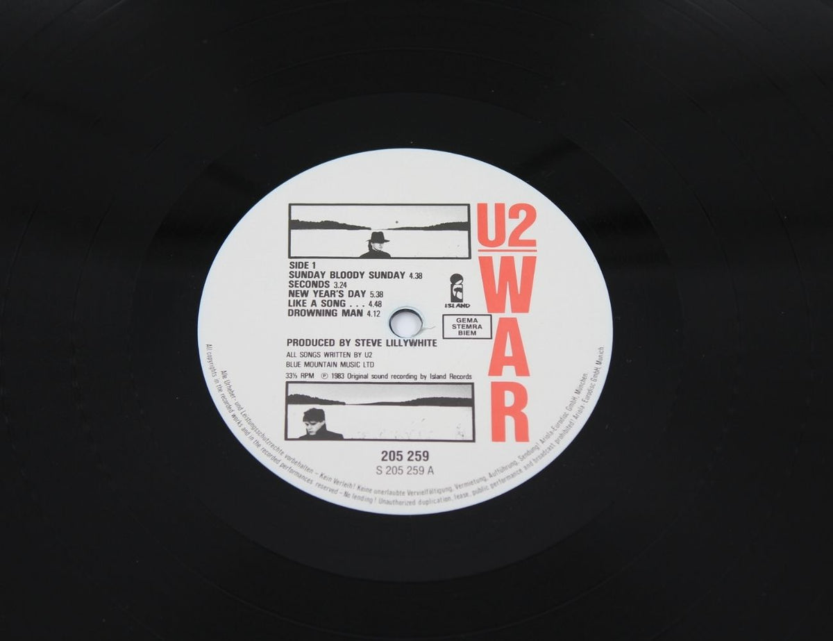 U2 - War